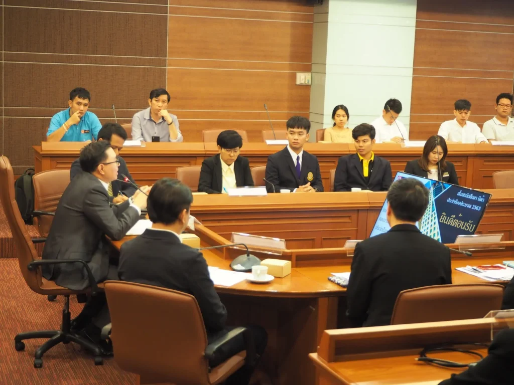 621120 03 สโมสรนักศึกษารับฟังโอวาท แนวทางการดำเนินกิจกรรมและการประกันคุณภาพการศึกษา