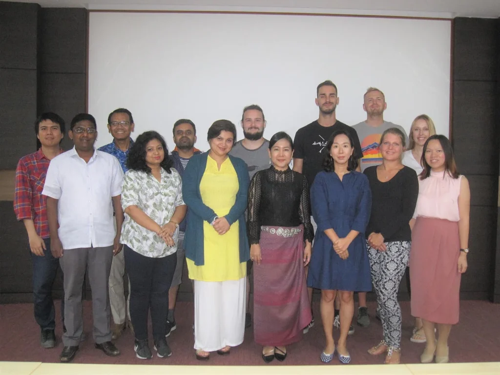 630117 02 เรียนรู้วัฒนธรรมไทยเบื้องต้นสำหรับนักศึกษาต่างชาติ