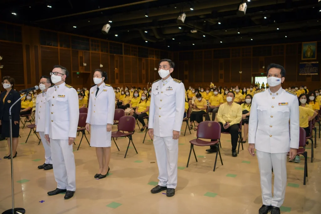 พิธีถวายสัตย์ปฏิญาณเพื่อเป็นพนักงานของรัฐที่ดีและพลังของแผ่นดิน