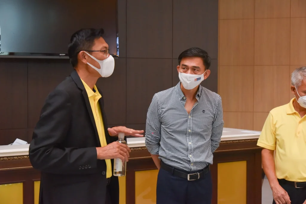 630724_02 ซีพี ออลล์ มอบแอลกอฮอล์เจลเพื่อสู้ภัย COVID-19