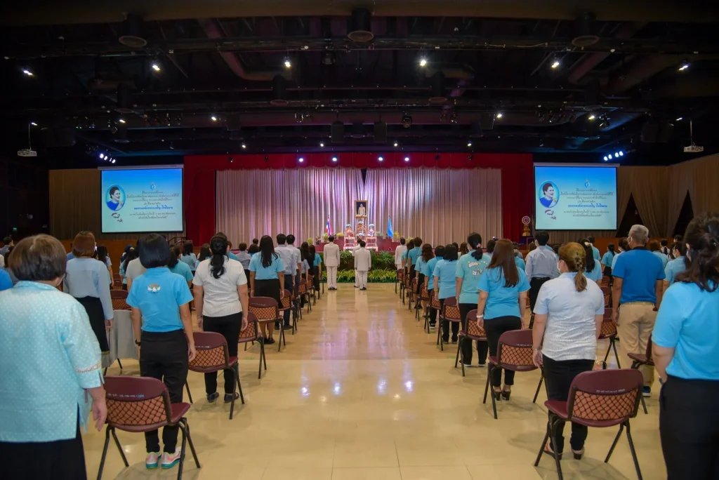 630811 05 พิธีถวายพระพรชัยมงคล สมเด็จพระนางเจ้าสิริกิติ์ พระบรมราชินีนาถ พระบรมราชชนนีพันปีหลวง”