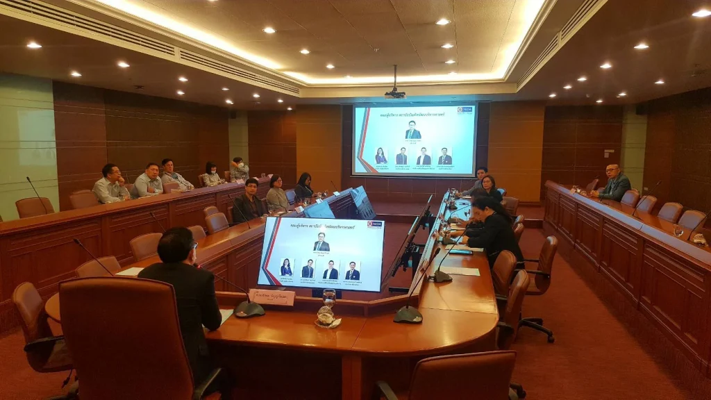 630828 01 โครงการผู้บริหารสถาบันเสวนากับอาจารย์ใหม่ 2563