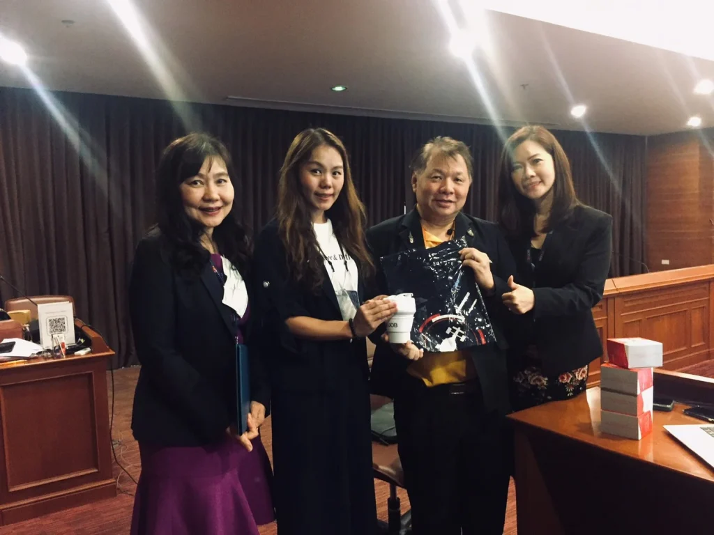 สัมมนาเชิงปฏิบัติการ “E-Commerce Alibaba & Biz Smart”