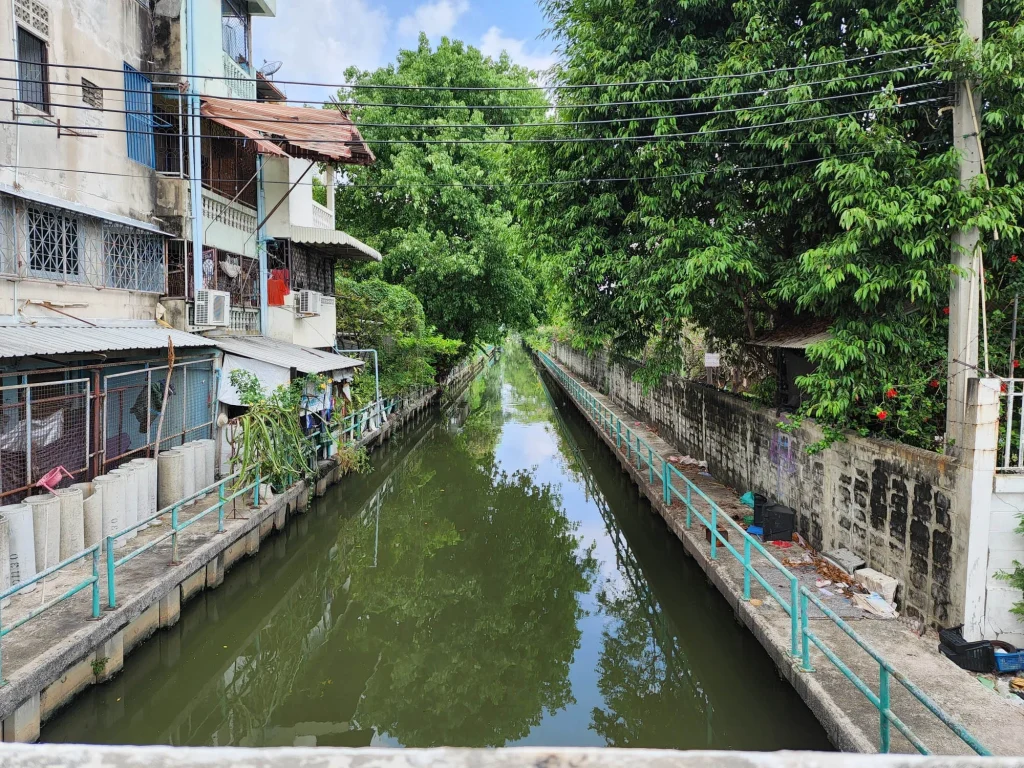 NIDA ลงพื้นที่สำรวจสายคลองตาหนัง