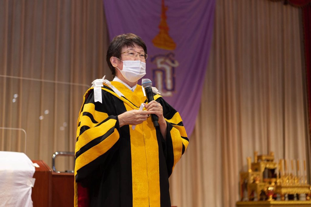 ปัจฉิมนิเทศในงานพระราชทานปริญญาบัตร สถาบันบัณฑิตพัฒนบริหารศาสตร์