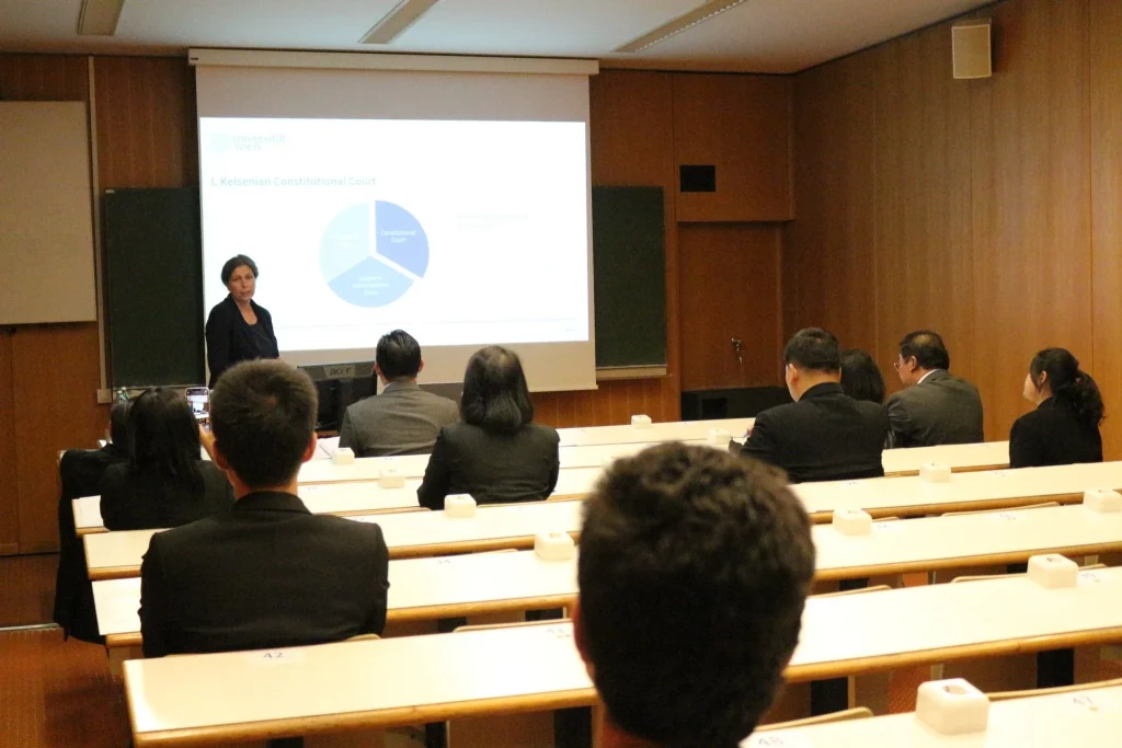 คณะนิติศาสตร์ ร่วมแลกเปลี่ยนมุมมอง​และทัศนะเกี่ยวกับ​การมีบทบาท​ของศาลรัฐธรรมนูญ​ออสเตรีย​
