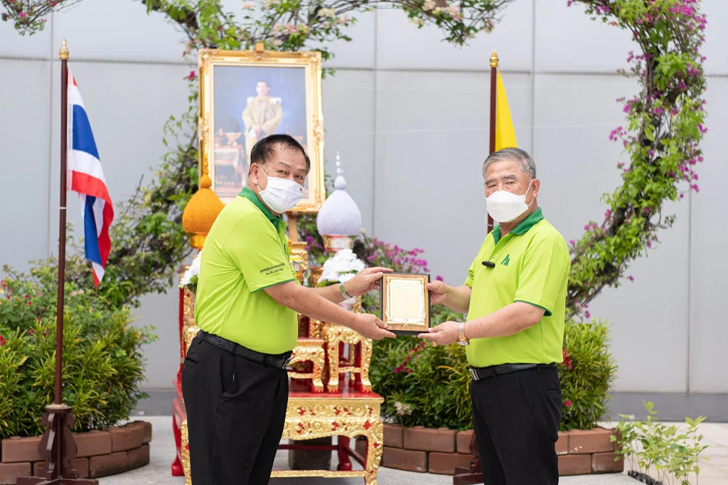 “ปลูกต้นไม้ให้เมือง ลดมลพิษ สร้างเมืองสีเขียว” สมาคมนักศึกษาเก่า ‘นิด้า’ ร่วมจัดงานปลูกต้นไม้กว่า 10,000 ต้น