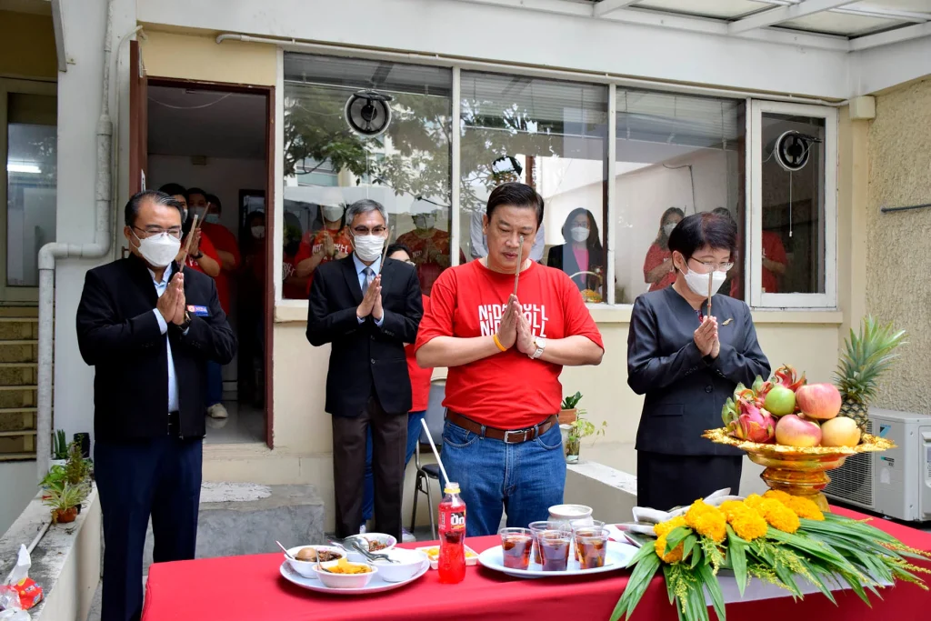 14 ปี “นิด้าโพล” จัดงานทำบุญฉลองวันครบรอบ “โพลแห่งแรกของประเทศไทย”