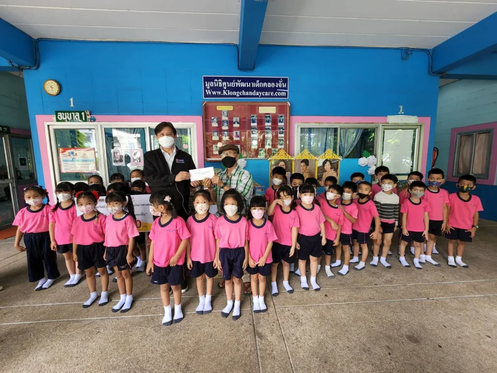 650819 03 ‘NIDA USR’ จัดกิจกรรมระดมทุน ช่วยเหลือน้องๆ ‘ศูนย์พัฒนาเด็กก่อนวัยเรียน’ ชุมชนคลองจั่น