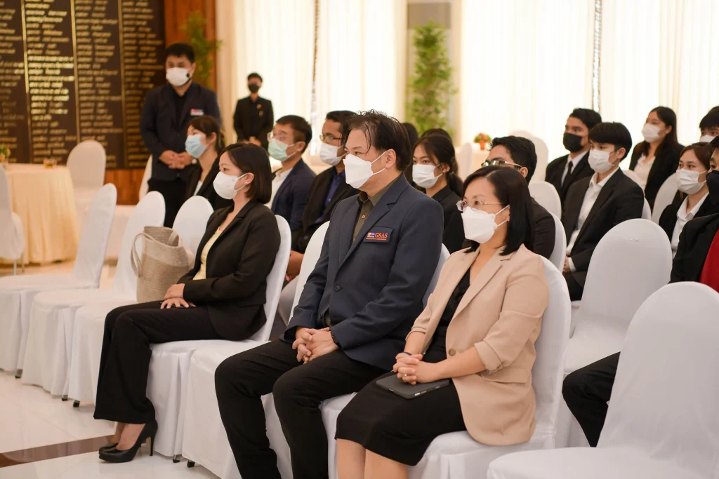 พิธีมอบเกียรติบัตรแก่นักศึกษาที่ได้รับทุนการศึกษาของสถาบัน ประจำปี 2564