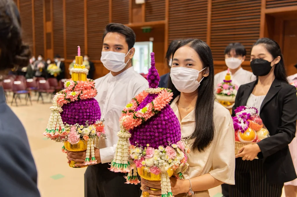 นิด้า จัดพิธีไหว้ครู และพิธีมอบโล่และรางวัลต่าง ๆ ประจำปี 2565