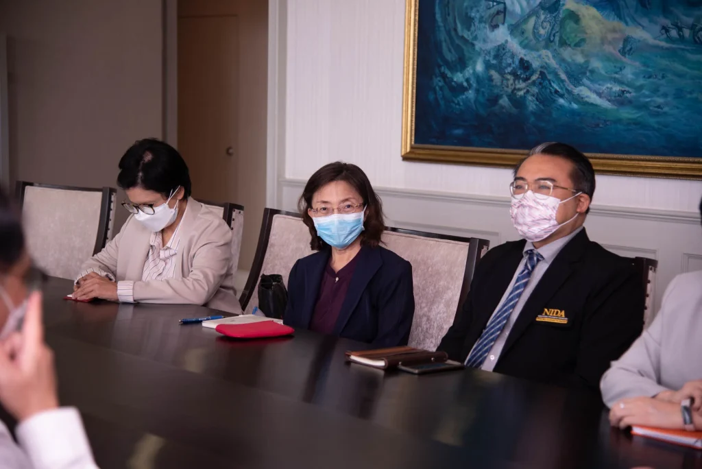 ‘นิด้า’ หารือ ‘สจล.’ สร้าง Model การศึกษาอย่างยั่งยืน