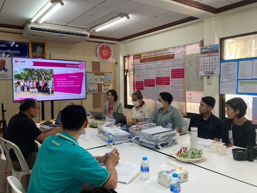 660329A 03 โครงการออมสินยุวพัฒน์รักษ์ถิ่น นิด้า ลงพื้นที่ชุมชนริมคลองประเวศฝั่งเหนือ