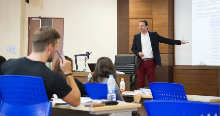 เรียนต่อโท เอก ดีจริงหรือ?