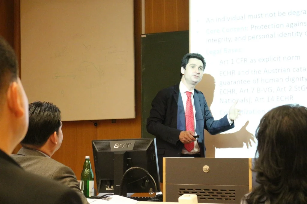 image 2023 04 03 165620890 คณะนิติศาสตร์ ร่วมการสัมมนาเชิงปฏิบัติการในหัวข้อ “เราจำเป็นต้องมีสิทธิขั้นพื้นฐานใหม่ในยุคของ AI หรือไม่”