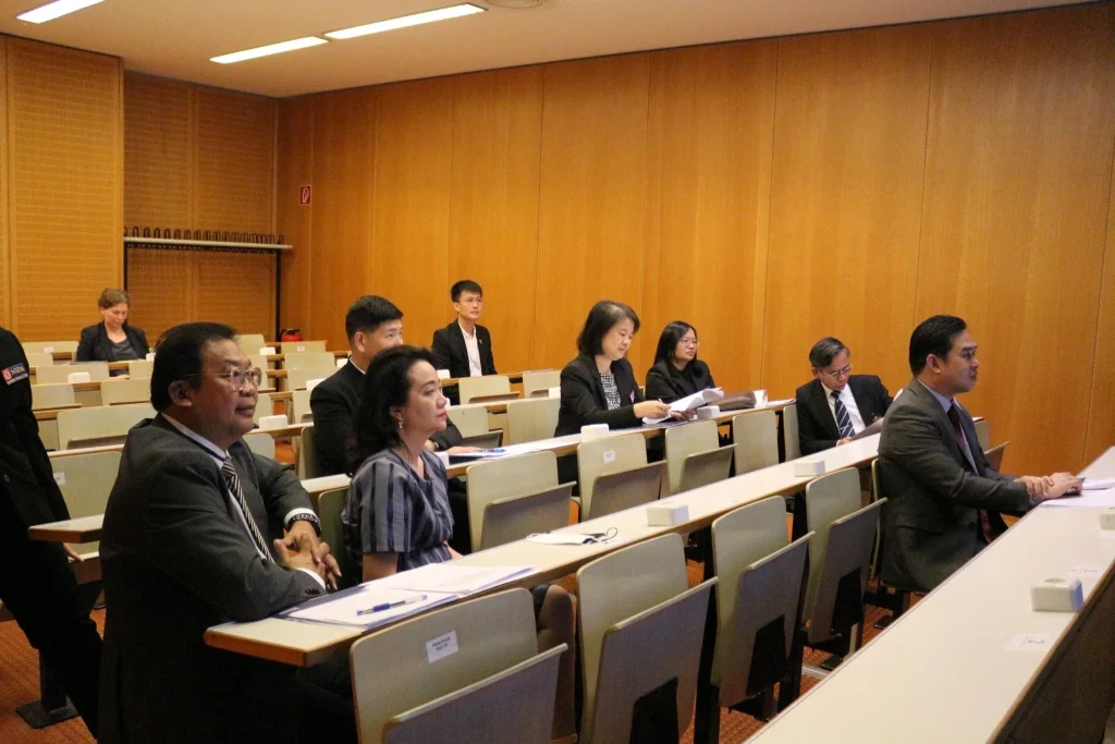 image 2023 04 03 165631639 คณะนิติศาสตร์ ร่วมการสัมมนาเชิงปฏิบัติการในหัวข้อ “เราจำเป็นต้องมีสิทธิขั้นพื้นฐานใหม่ในยุคของ AI หรือไม่”