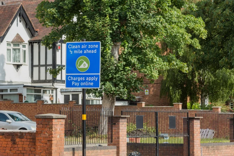 shutterstock 2184342321 scaled