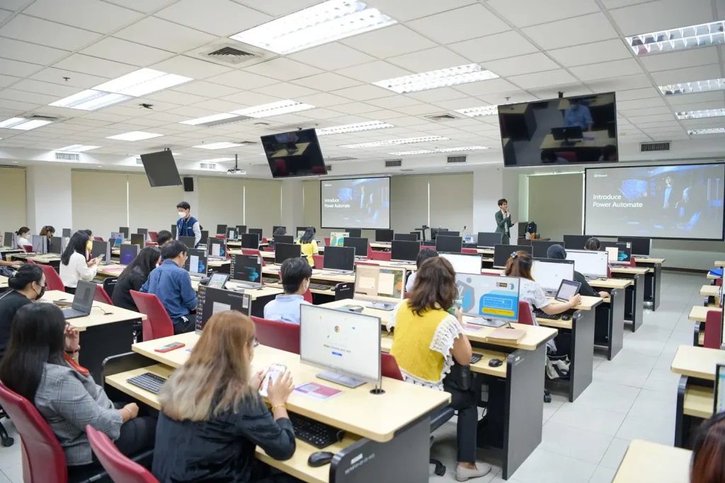 กองบริหารและพัฒนาทรัพยากรบุคคล จัดกิจกรรมอบรมเชิงปฏิบัติการ “ทำงานง่าย ใช้เวลาน้อยลง ด้วย Office 365 (Power Automate)”