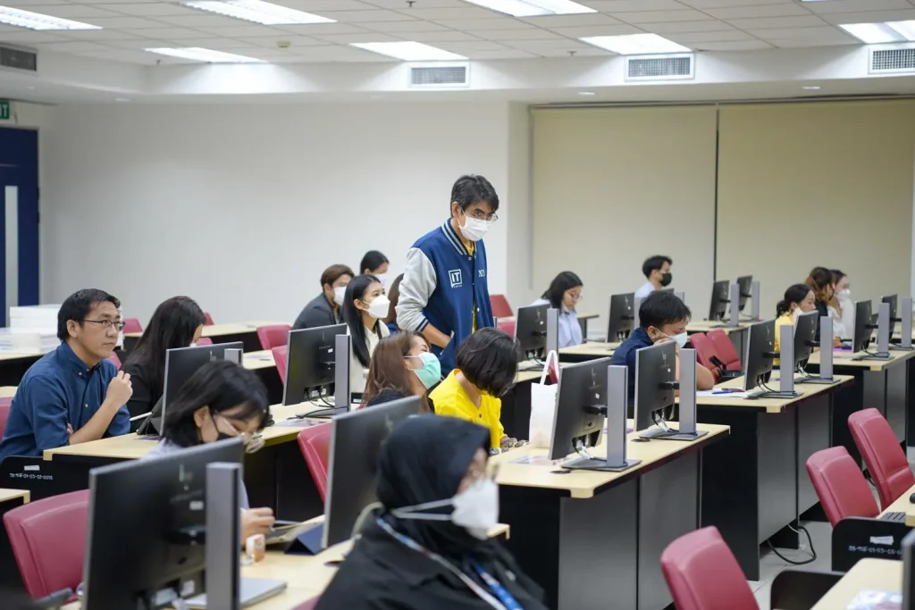 กองบริหารและพัฒนาทรัพยากรบุคคล จัดกิจกรรมอบรมเชิงปฏิบัติการ “ทำงานง่าย ใช้เวลาน้อยลง ด้วย Office 365 (Power Automate)”