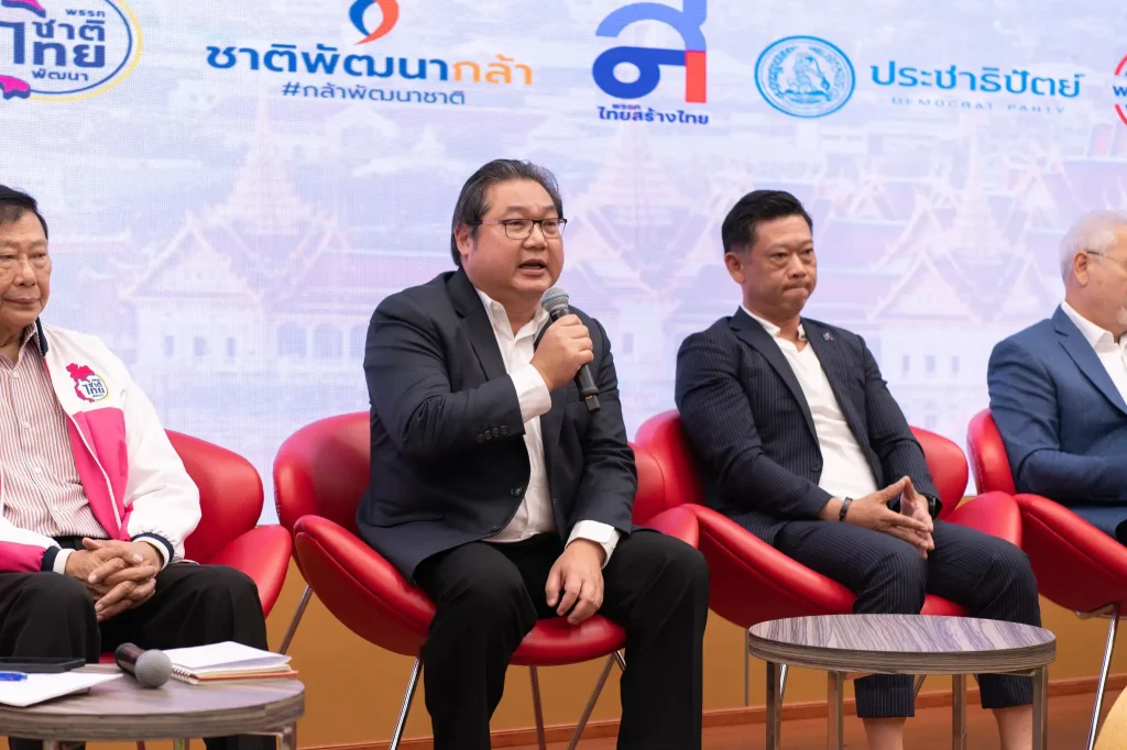 นิด้า – ม.หอการค้าไทย จัดเวทีนำเสนอ “นโยบายด้านการท่องเที่ยวของประเทศ”