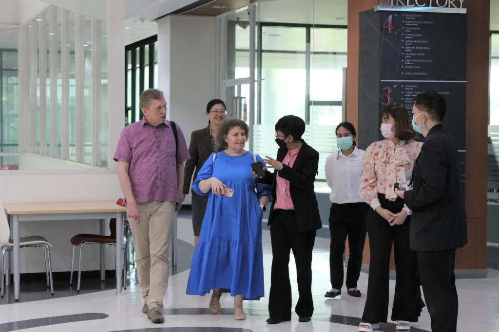 660516UMTE-เยือนสถาบัน01 คณะจาก Saint Petersburg university of Management Technologies and Economies (UMTE) เยือนสถาบัน