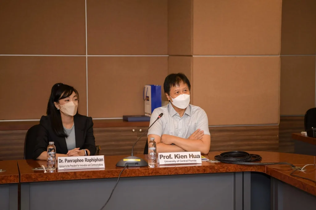 University-of-Central-Florida-เยือนสถาบัน06 University of Central Florida เยือนสถาบัน