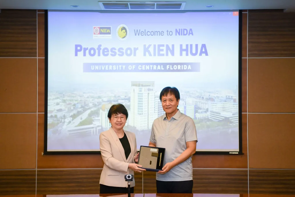 University-of-Central-Florida-เยือนสถาบัน07 University of Central Florida เยือนสถาบัน