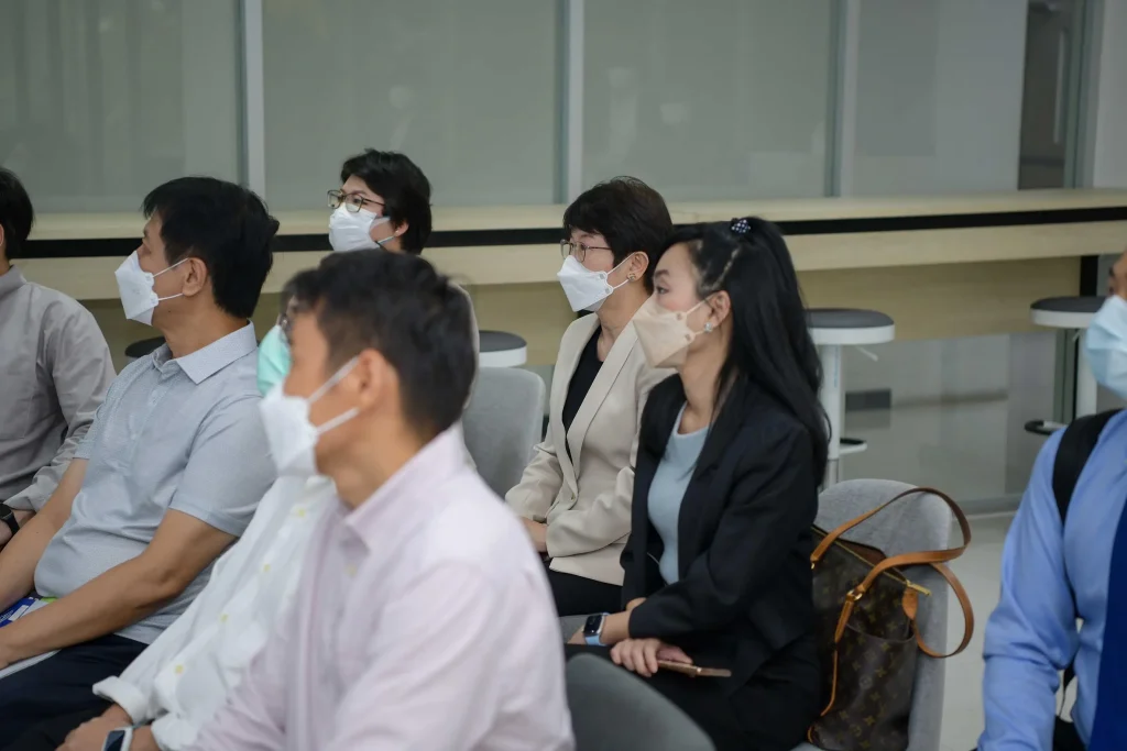 University-of-Central-Florida-เยือนสถาบัน12 University of Central Florida เยือนสถาบัน