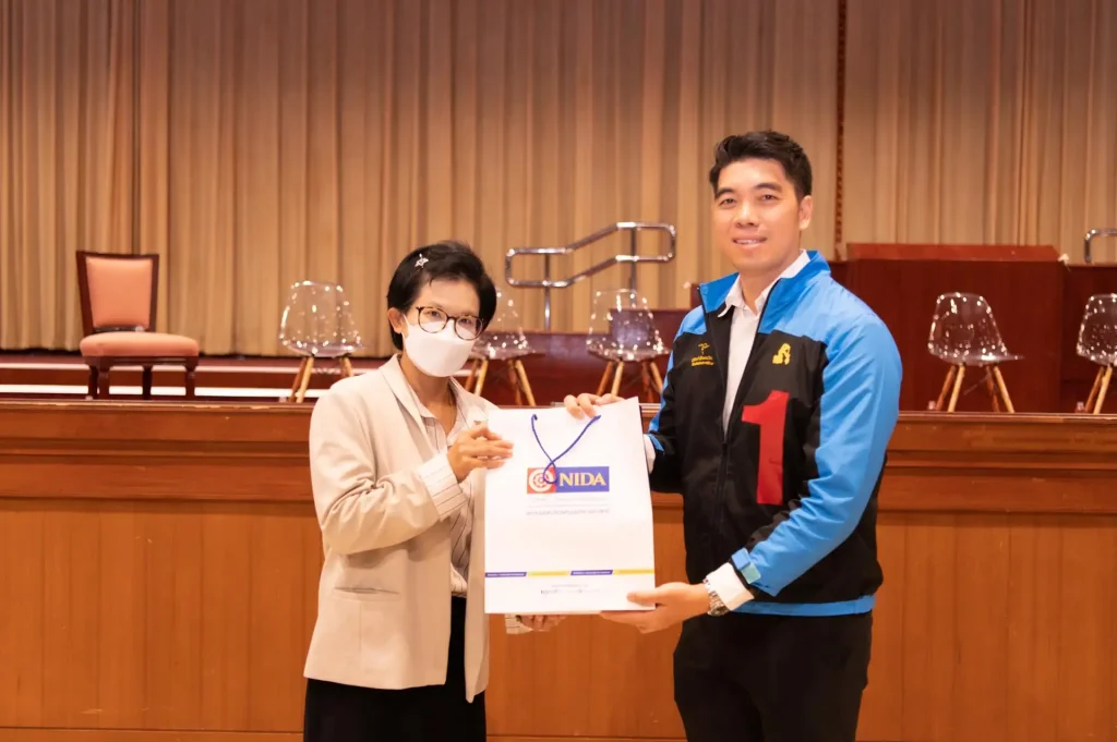 การแสดงวิสัยทัศน์ของผู้สมัคร-ส.ส.กทม-เขต14_03 นิด้าโพล ร่วมกับ คณะนิติศาสตร์ (นิด้า) จัดการแสดงวิสัยทัศน์ของผู้สมัคร ส.ส. กทม. เขต 14 (เขตบางกะปิ คลองเจ้าคุณสิงห์)