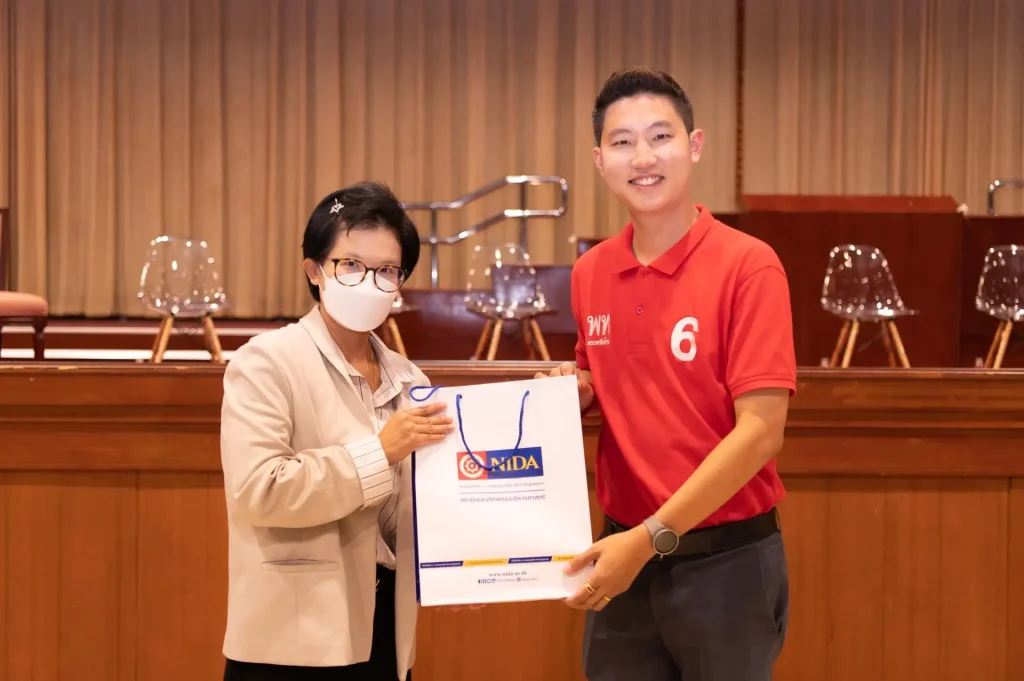 การแสดงวิสัยทัศน์ของผู้สมัคร-ส.ส.กทม-เขต14_06 นิด้าโพล ร่วมกับ คณะนิติศาสตร์ (นิด้า) จัดการแสดงวิสัยทัศน์ของผู้สมัคร ส.ส. กทม. เขต 14 (เขตบางกะปิ คลองเจ้าคุณสิงห์)