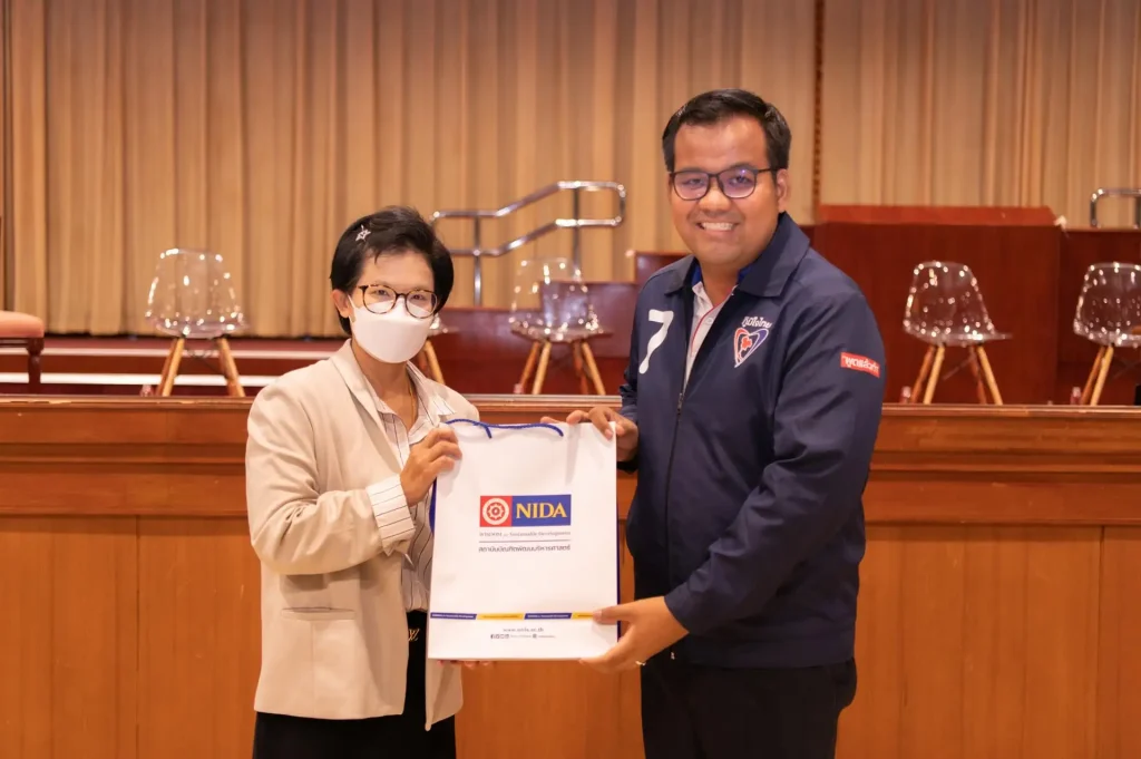 การแสดงวิสัยทัศน์ของผู้สมัคร-ส.ส.กทม-เขต14_07 นิด้าโพล ร่วมกับ คณะนิติศาสตร์ (นิด้า) จัดการแสดงวิสัยทัศน์ของผู้สมัคร ส.ส. กทม. เขต 14 (เขตบางกะปิ คลองเจ้าคุณสิงห์)