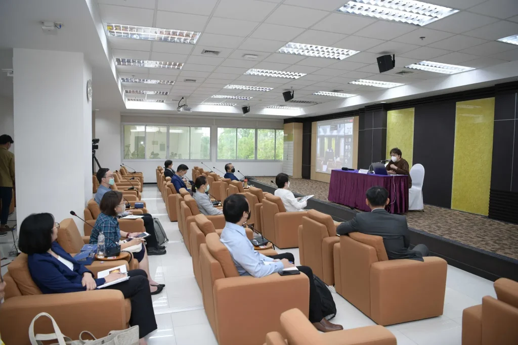 รับฟังข้อคิดเห็นและร่วมกันพัฒนามาตรฐานภาระงานทางวิชาการของผู้ดำรงตำแหน่งวิชาการ และผู้ดำรงตำแหน่งบริหาร ครั้งที่ 1