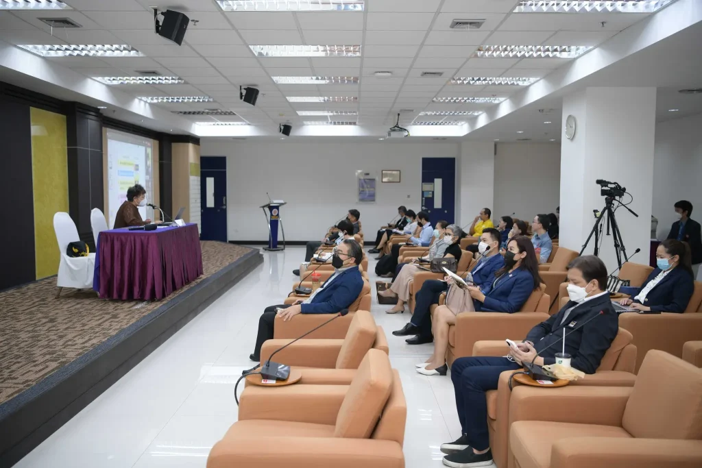 รับฟังข้อคิดเห็นและร่วมกันพัฒนามาตรฐานภาระงานทางวิชาการของผู้ดำรงตำแหน่งวิชาการ และผู้ดำรงตำแหน่งบริหาร ครั้งที่ 1