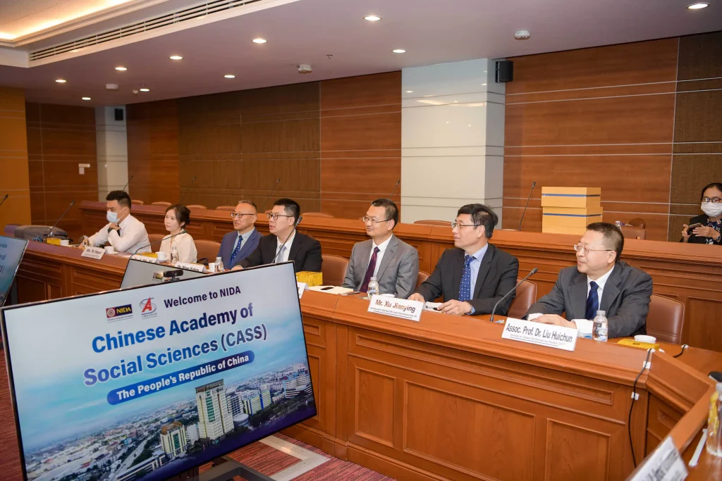 Chinese Academy of Social Sciences (CASS) เยือนสถาบัน