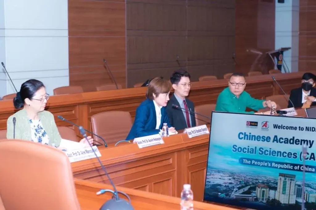 Chinese Academy of Social Sciences (CASS) เยือนสถาบัน