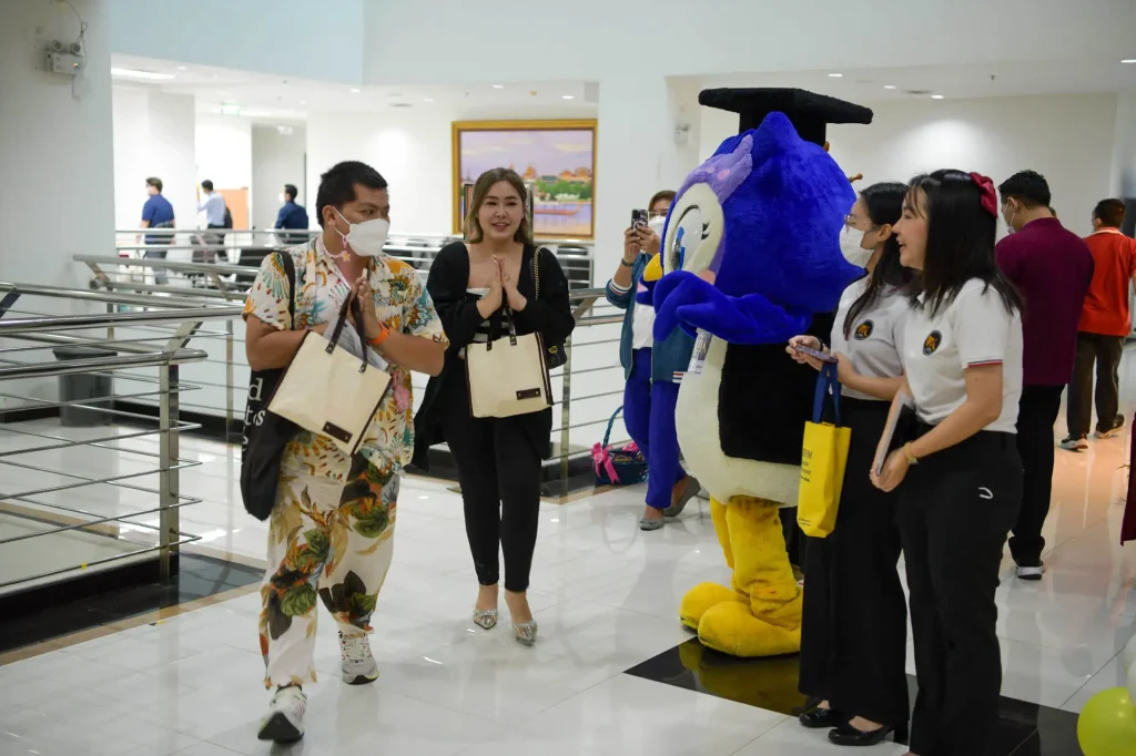 เปิดบ้าน “นิด้า” ต้อนรับว่าที่มหาบัณฑิตรุ่นต่อไป