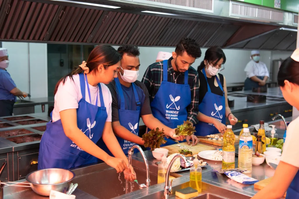 NIDA 9th International Summer Camp 2023: เรียนทำอาหารแบบ Master Chef และทัศนศึกษาอุทยานประวัติศาสตร์พระนครศรีอยุธยา