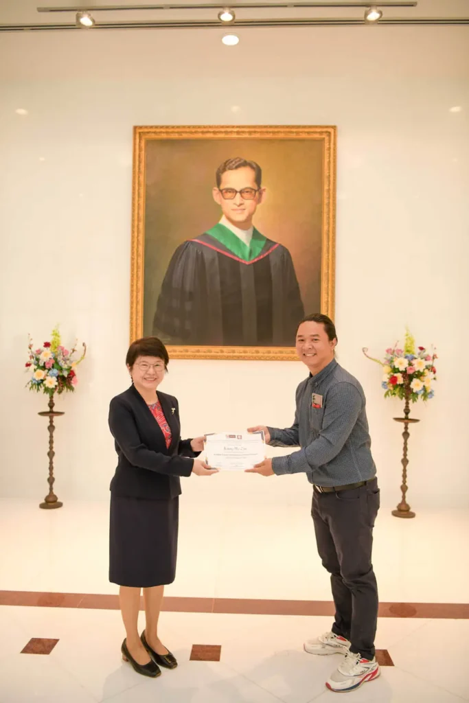 ผู้แทนจาก-IU-และ-USAID-เยือนสถาบัน-13 คณะผู้แทนจาก Indiana University (IU) และ The United States Agency for International Development (USAID) เยือนสถาบันบัณฑิตพัฒนบริหารศาสตร์