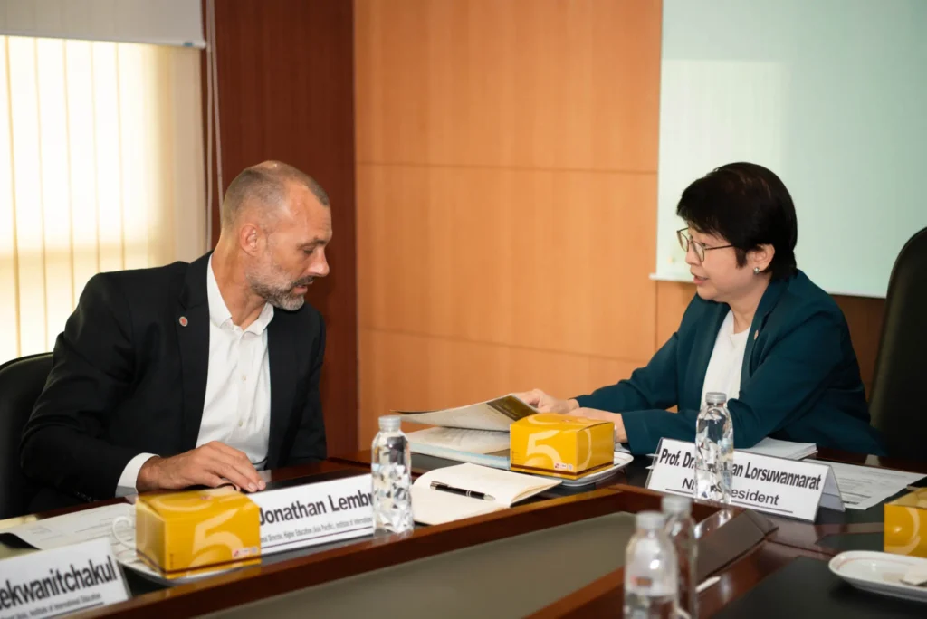 Institute of International Education (IIE) เยือนสถาบันบัณฑิตพัฒนบริหารศาสตร์