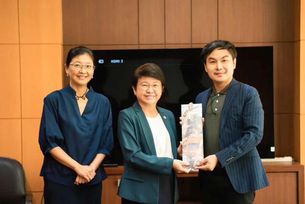 Institute of International Education (IIE) เยือนสถาบันบัณฑิตพัฒนบริหารศาสตร์