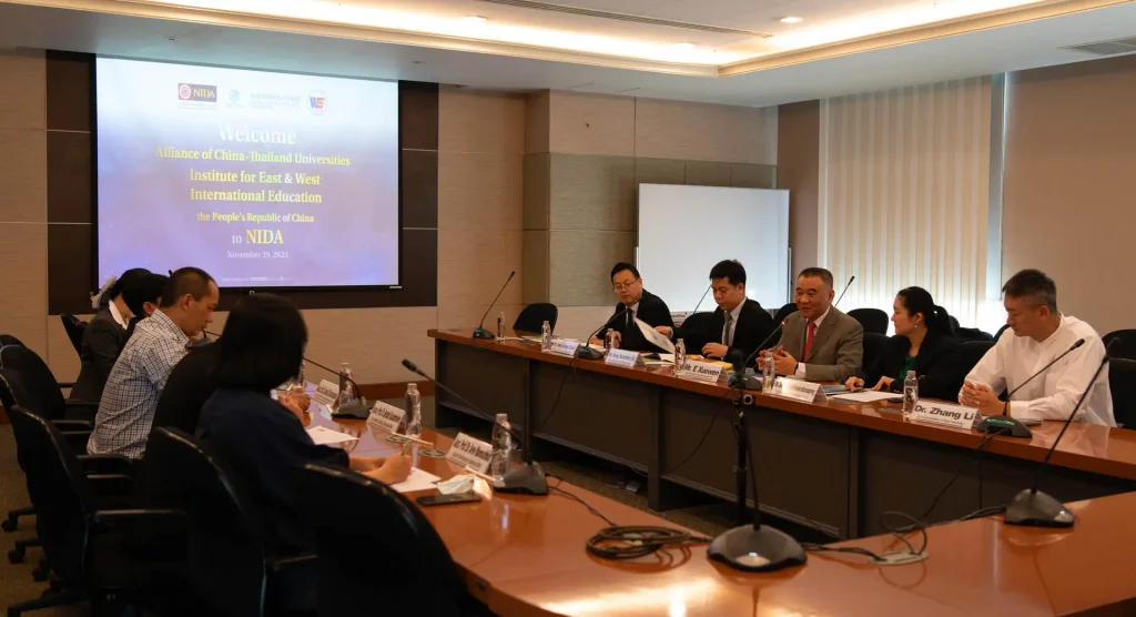 Alliance of China-Thailand Universities และ Institute for East & West International Education เยือนสถาบัน