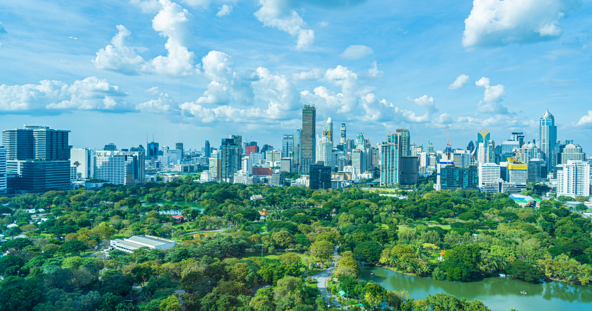 การลักลอบค้าสัตว์ป่าผิดกฎหมายบนสื่อสังคมออนไลน์ในประเทศไทย