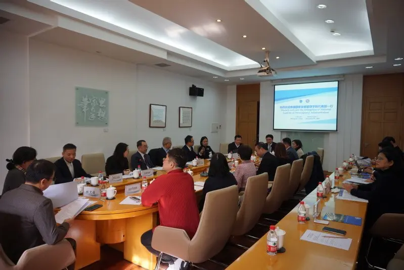 NIDA เยือน Shanghai Academy of Social Science (SASS) นครเซี่ยงไฮ้ สาธารณรัฐประชาชนจีน