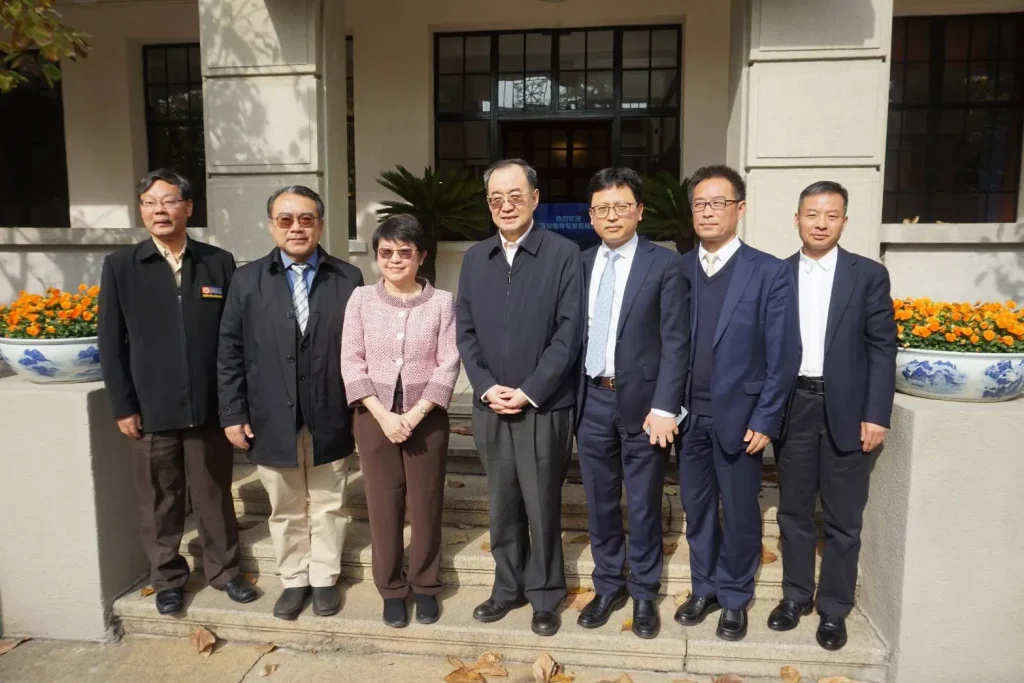 NIDA เยือน Shanghai Academy of Social Science (SASS) นครเซี่ยงไฮ้ สาธารณรัฐประชาชนจีน