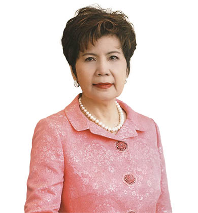 คุณหญิงทิพาวดี เมฆสวรรค์ กรรมการสภาสถาบัน