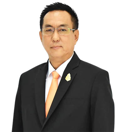 นายอิทธิพร แก้วทิพย์ กรรมการสภาสถาบัน