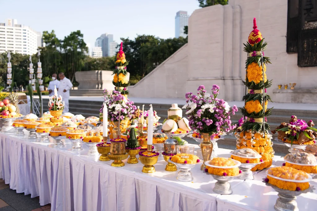‘นิด้า’ ร่วมพิธีบวงสรวงพระบรมราชานุสรณ์ ร.๖ เตรียมพร้อมการจัดงานวันกาชาด ๑๐๐ ปี ณ สวนลุมพินี