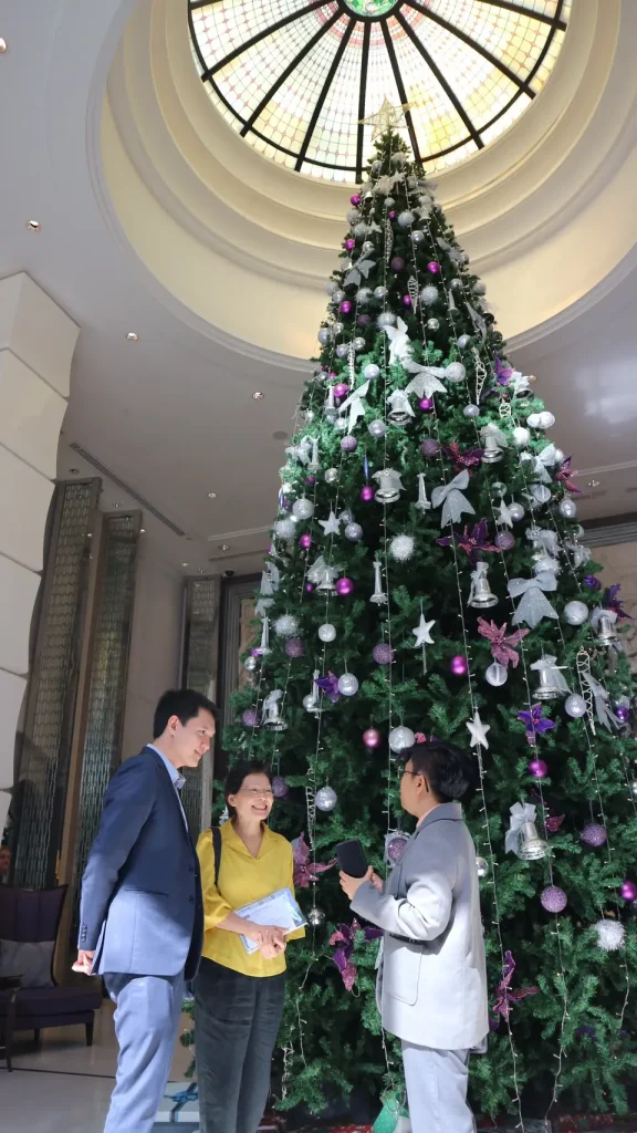 NIDA นำส่งบัตรอวยพรและปฏิทินเนื่องในโอกาสสวัสดีปีใหม่แด่สถาบันพันธมิตร