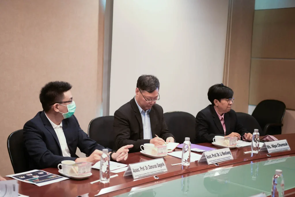 ผู้แทนจาก The University of Pittsburgh ประเทศสหรัฐอเมริกา เยือนสถาบัน