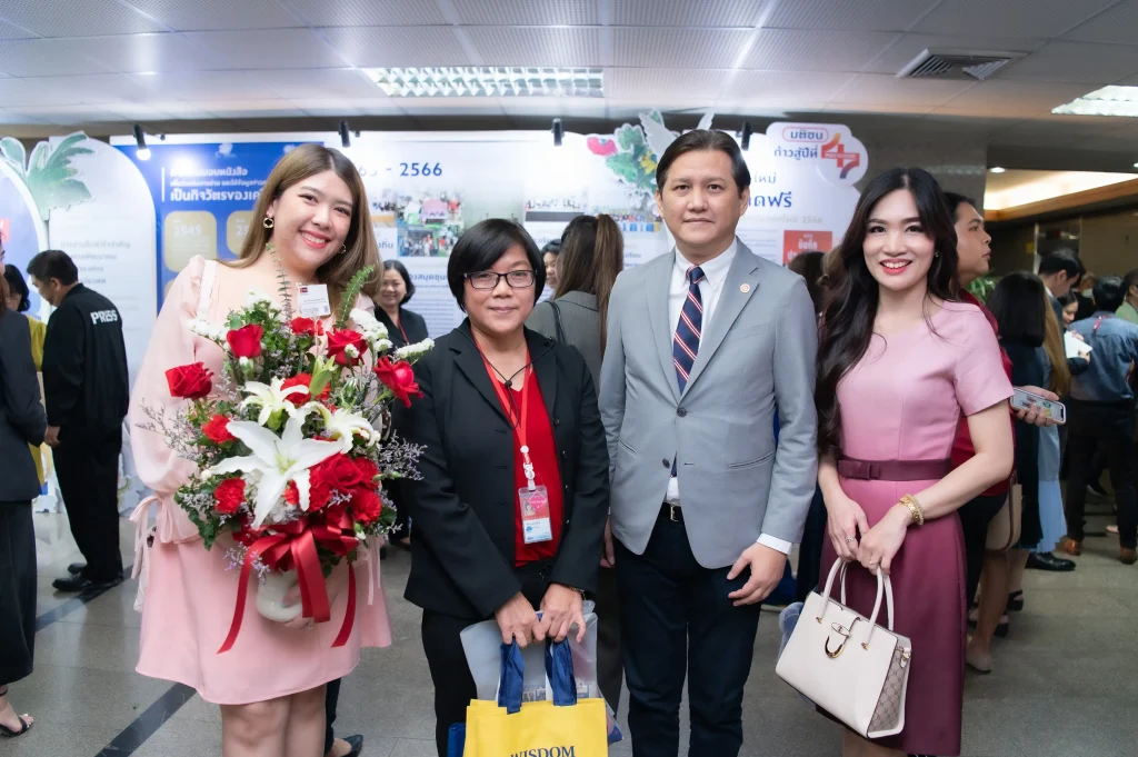 matichon-47-02 ‘นิด้า’ ร่วมแสดงความยินดีในโอกาส ‘มติชน’ ก้าวเข้าสู่ปีที่ 47